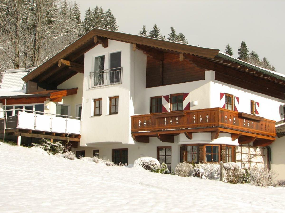 Appartement Lotte Familie Gruenberger Бріксен-ім-Тале Екстер'єр фото